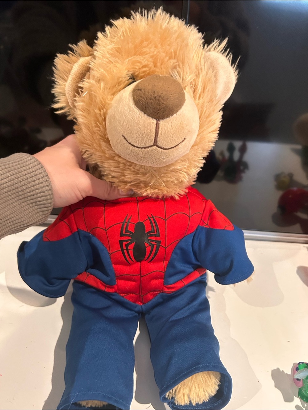 Spiderman build a bear